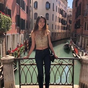 Meet your Posher, Justine